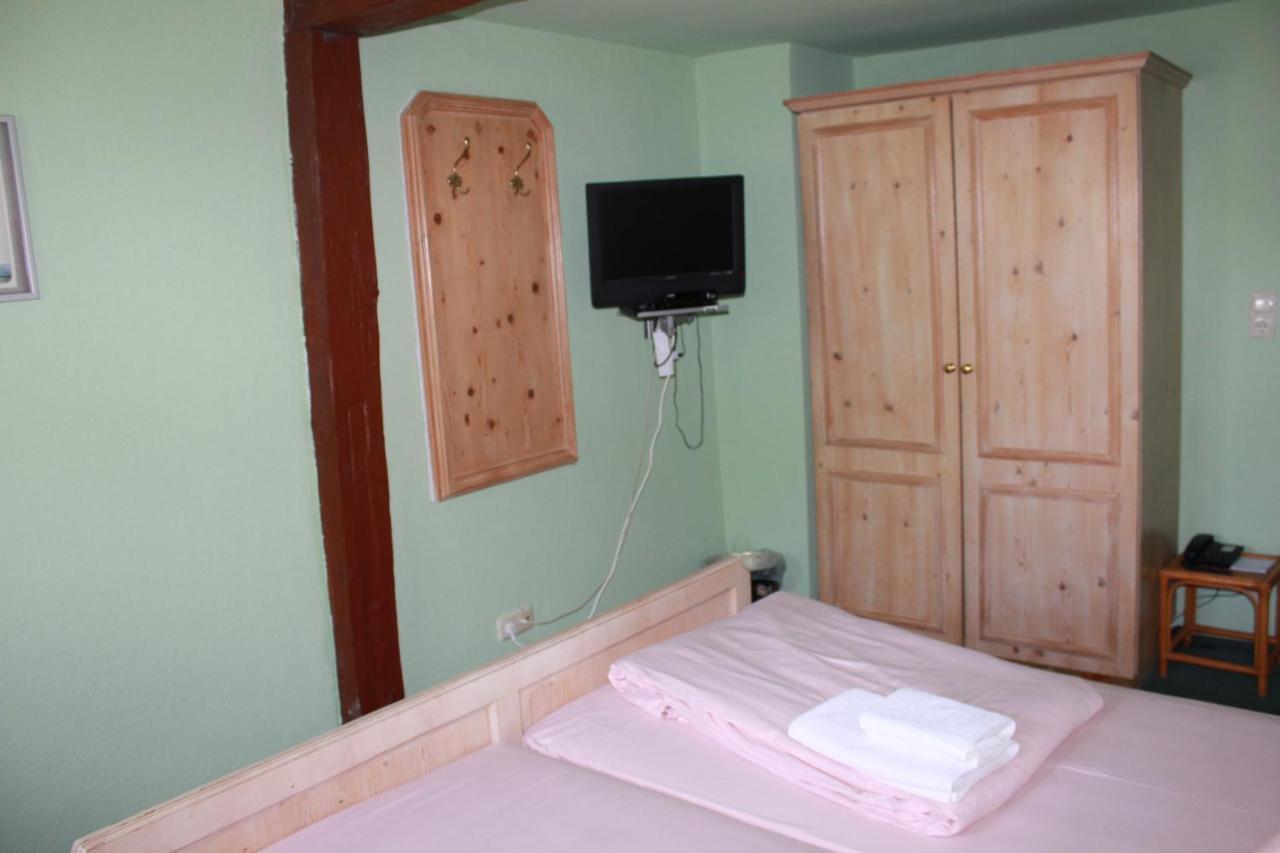 Hotel Zur Friedenslinde ニュルンベルク エクステリア 写真